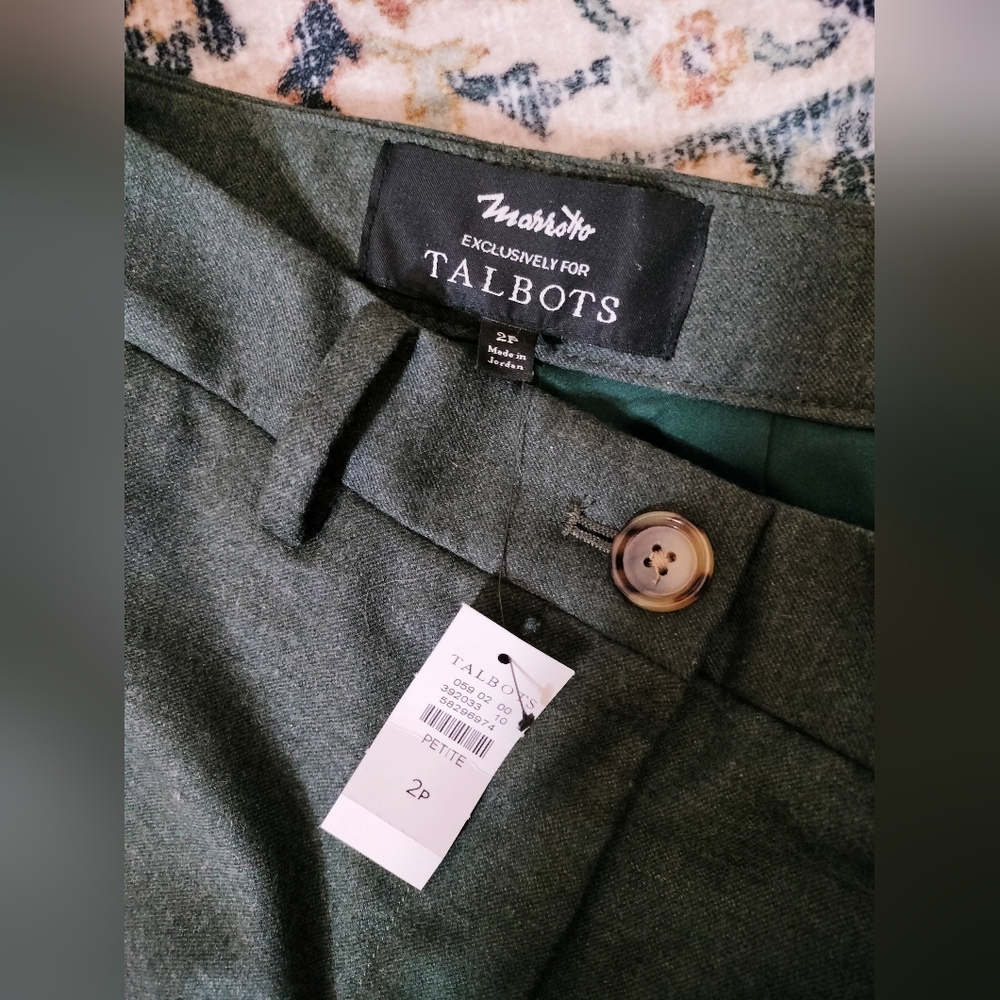 NWT! Marzotto for Talbots Women's Olive Green Trousers. Size 2P - Picture 4 of 6